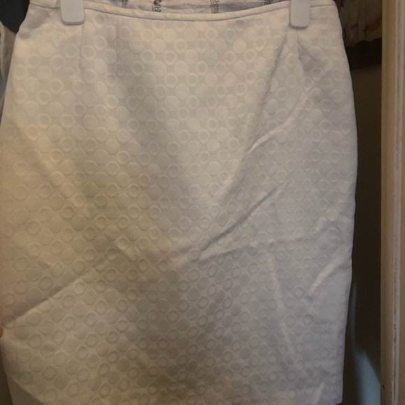 Meet your Posher, Danielle - Picture 6 of 6